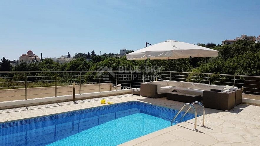 Three bedroom villa in Tala