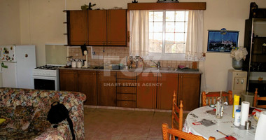 Three bedroom stone house for rent in Agios Mamas, Limassol