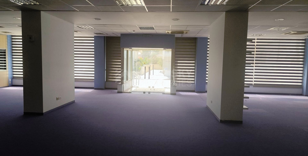 Commercial building for rent in Apostoloi Petrou & Pavlou , Limassol