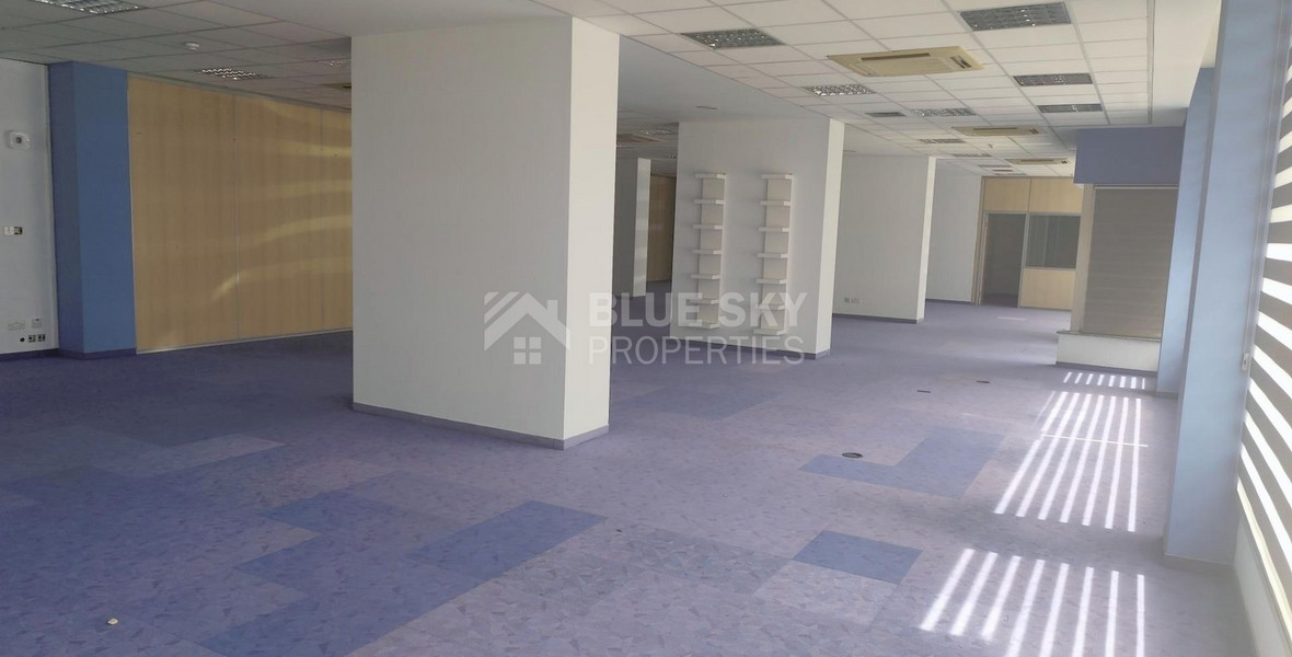 Commercial building for rent in Apostoloi Petrou & Pavlou , Limassol