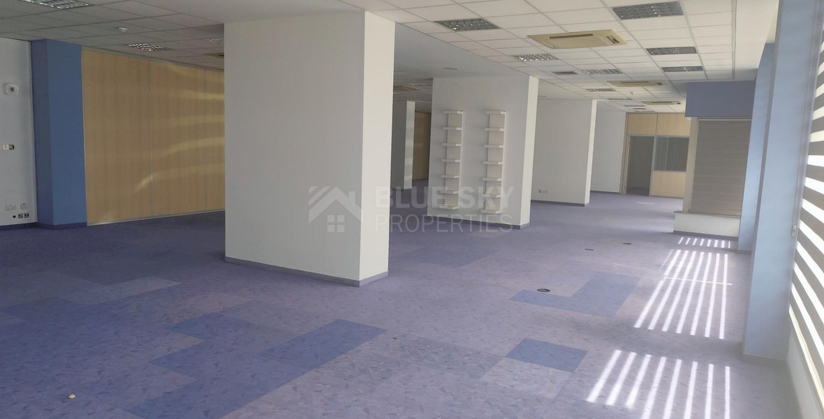 Commercial building for rent in Apostoloi Petrou & Pavlou , Limassol