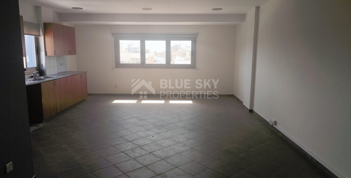 Commercial building for rent in Apostoloi Petrou & Pavlou , Limassol