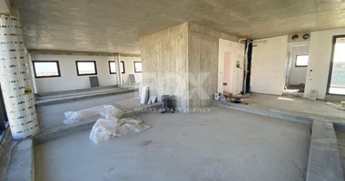 Office whole floor for the rent, in Kato Polemidia, Limassol.