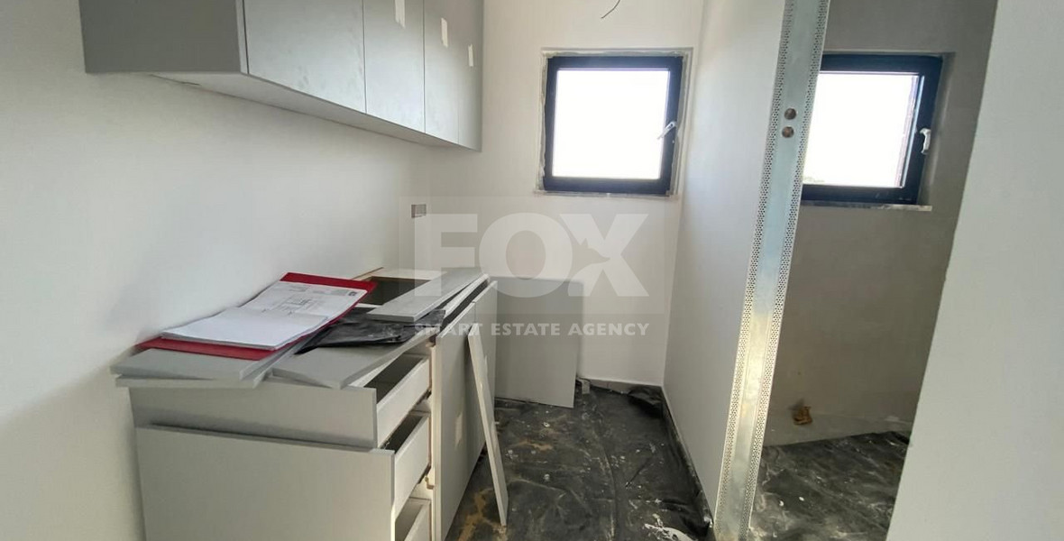 Office whole floor for the rent, in Kato Polemidia, Limassol.