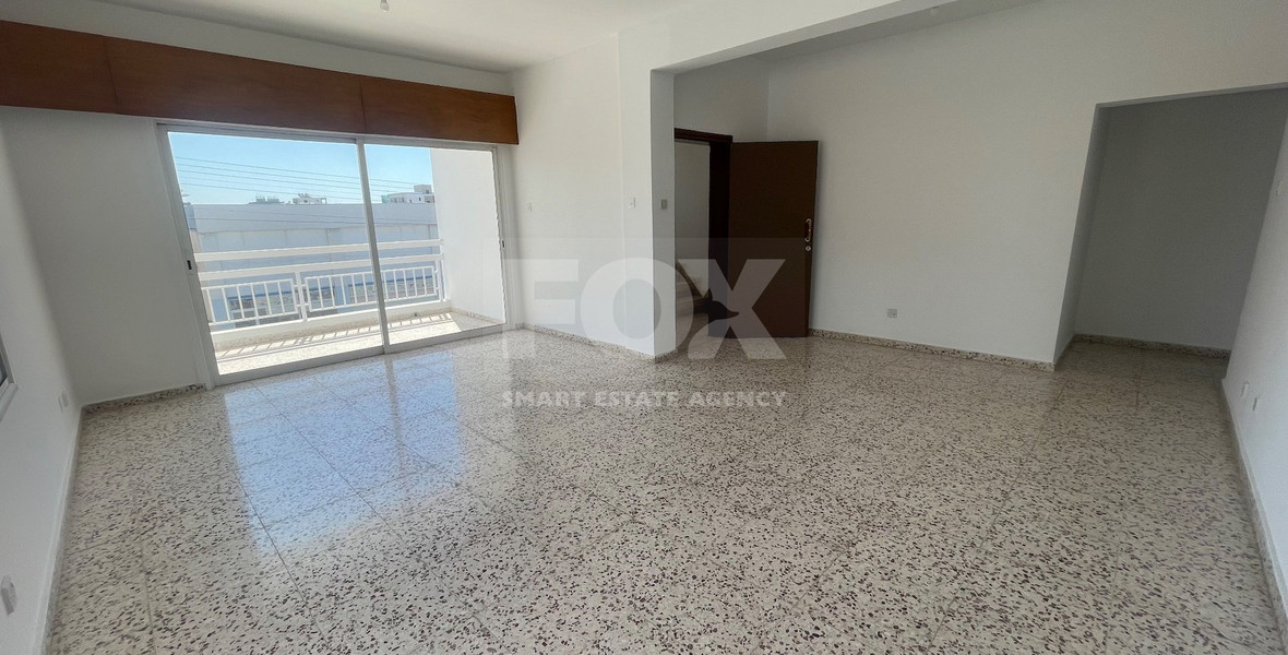 Spacious Two Bedroom Apartment In Paphos Centre