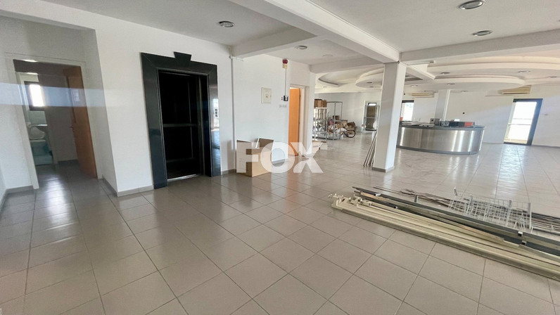 Building 450 m² for rent in Agios Theodoros, Paphos, Cyprus