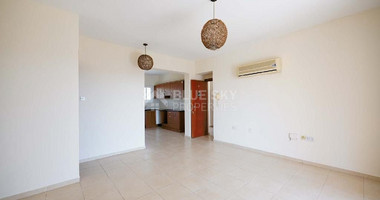 Three Bedroom Apartment in Chloraka , Paphos