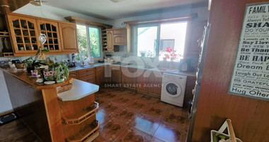 Detached House for sale in Potamos Germasogeias