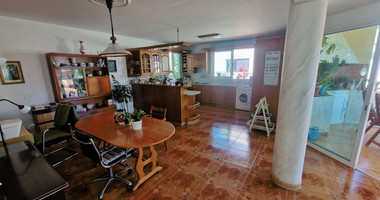 Detached House for sale in Potamos Germasogeias
