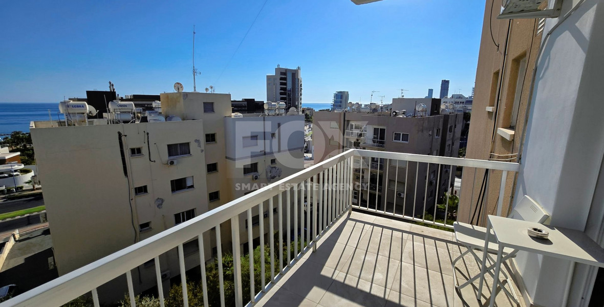 Renovated One Bedroom Apartment For Sale Opposite The 4 Seasons Hotel: Prime Location