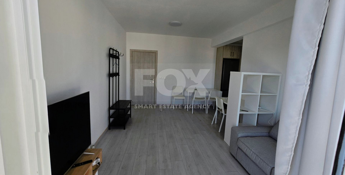 Renovated One Bedroom Apartment For Sale Opposite The 4 Seasons Hotel: Prime Location