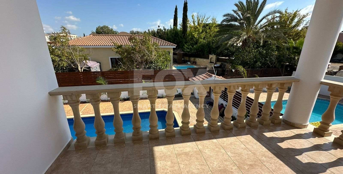 Three bedroom villa in Chloraka , Paphos