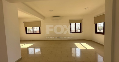 Three bedroom villa in Chloraka , Paphos