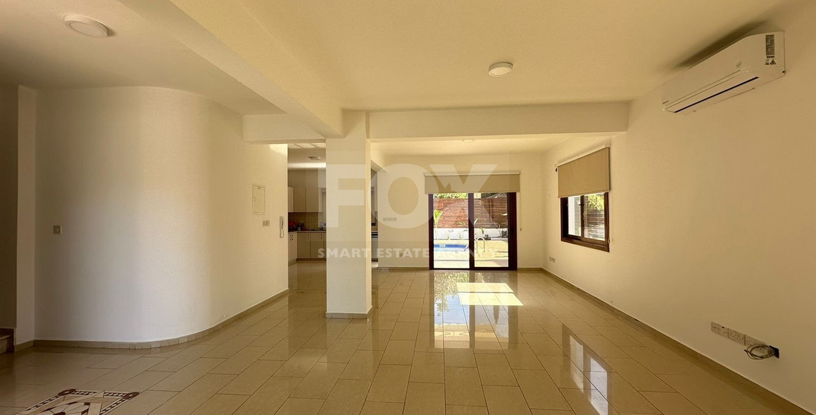 Three bedroom villa in Chloraka , Paphos