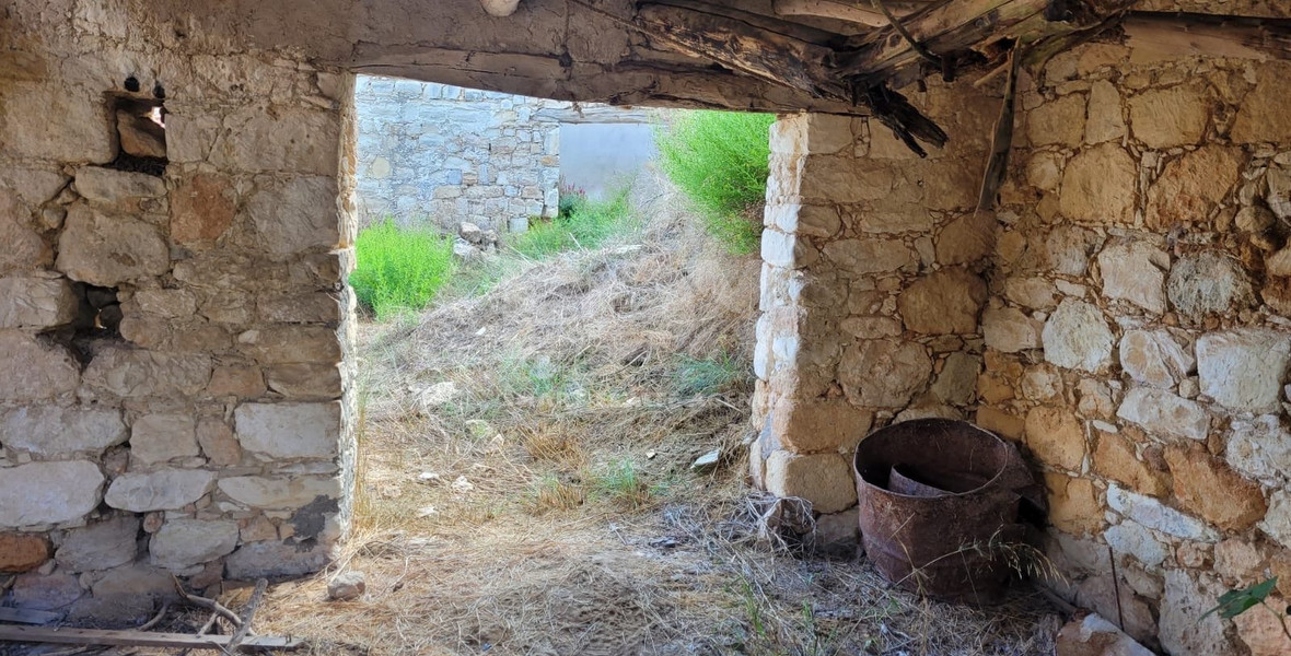 Special Land with Old Stone House in Koili , Paphos