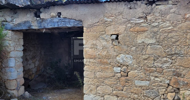 Special Land with Old Stone House in Koili , Paphos