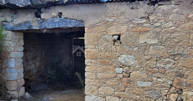 Special Land with Old Stone House in Koili , Paphos