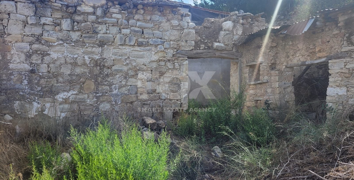 Special Land with Old Stone House in Koili , Paphos