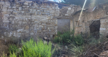 Special Land with Old Stone House in Koili , Paphos