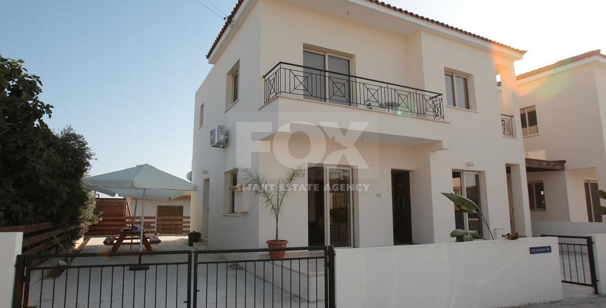 A Lovely Three Bedroom Villa In Timi