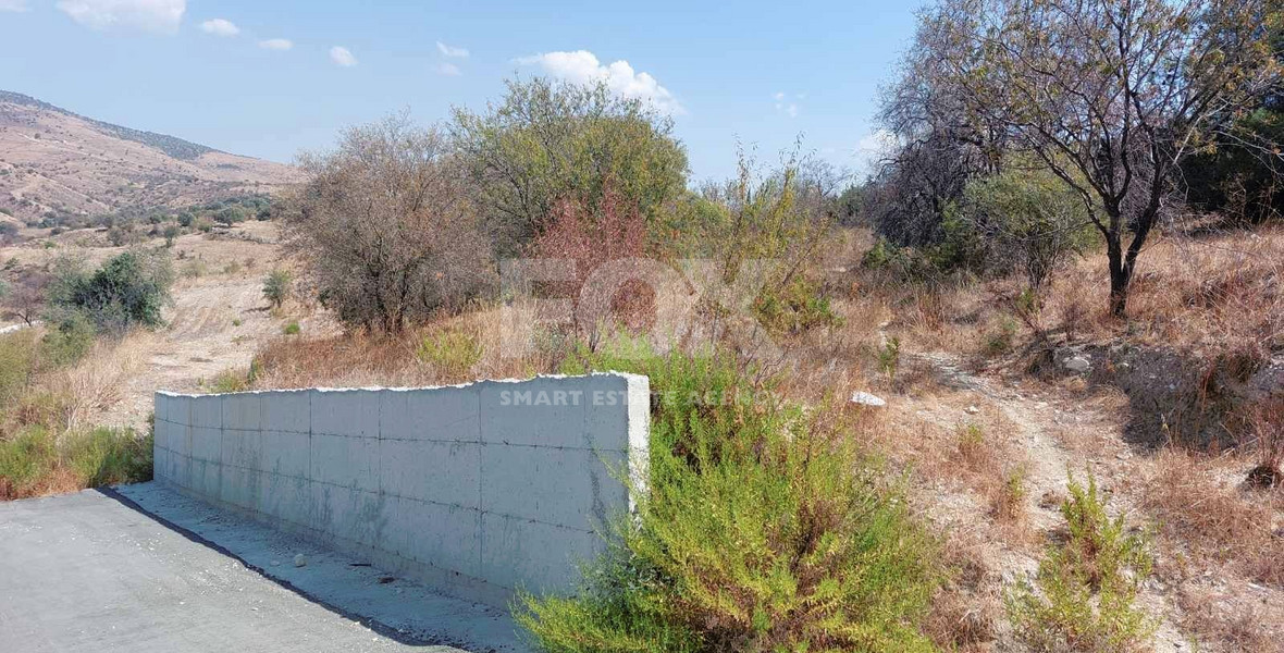 Oικιστικό χωράφι στη Αγία Μαρίνα Κελοκεδάρων, επαρχίας Πάφου
