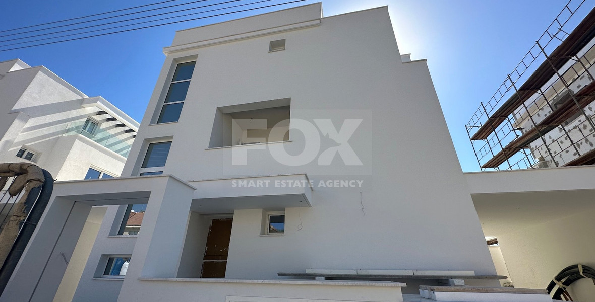 Unfurnished 5 bedrooms, 5 bathrooms detached house for rent in Germasogia, Limassol