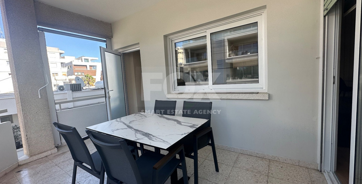 Furnished 3 bedroom in Neapoli walking distance to all anenities