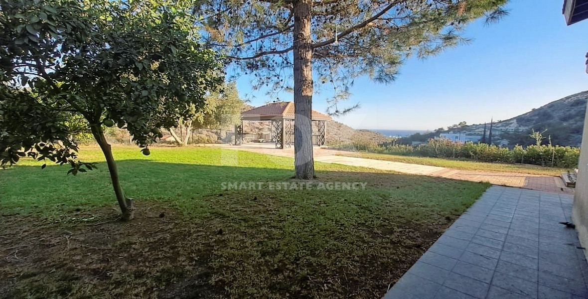 Four bedroom bungalow for rent in Pareklissia, Limassol, Cyprus