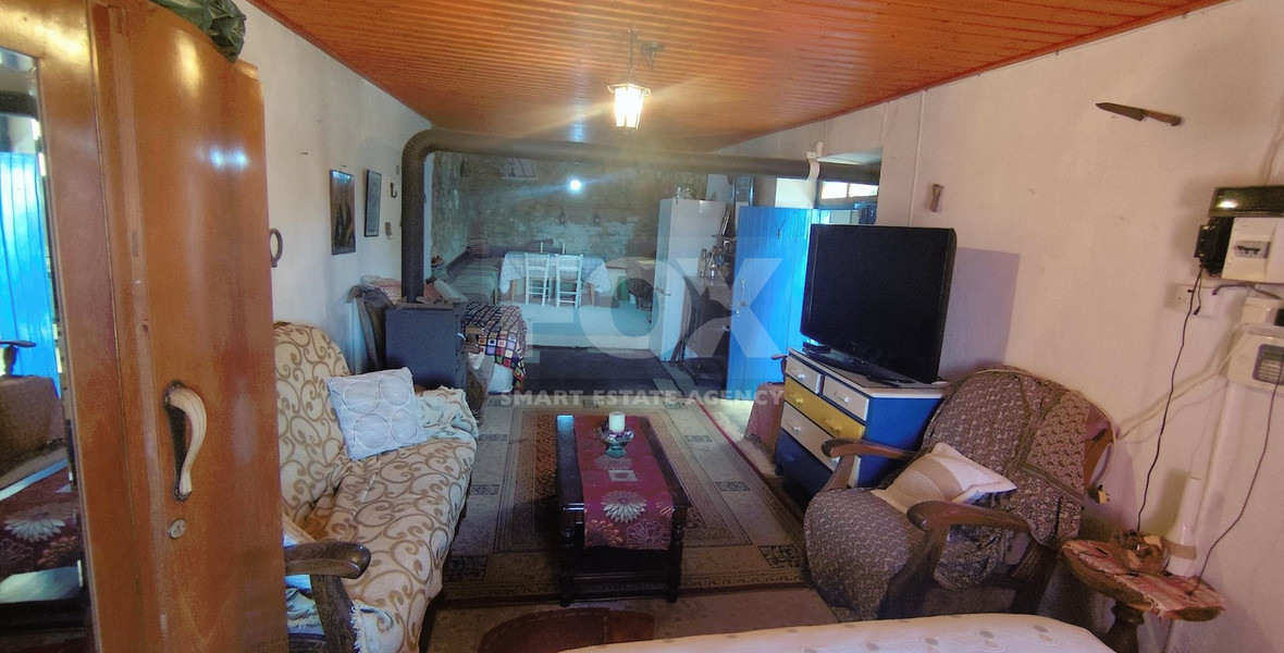 Charming One-Bedroom House in the Beautiful Village of Praitori, Paphos