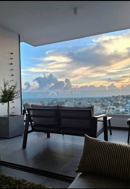 LUXURY PANORAMIC SEA VIEW 2 BEDROOM AND 2 BATHROOM APARTMENT WITH COMMUNAL OVERFLOW SWIMMING POOL.