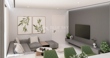 Modern Design-Luxury, Ground Floor One Bedroom Apartment With Private Yard And Garden