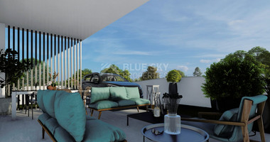 Modern Design-Luxury, Ground Floor One Bedroom Apartment With Private Yard And Garden