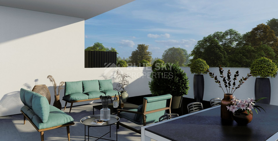 Modern Design-Luxury, Ground Floor One Bedroom Apartment With Private Yard And Garden