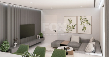 Modern Design-Luxury, Ground Floor One Bedroom Apartment With Private Yard And Garden