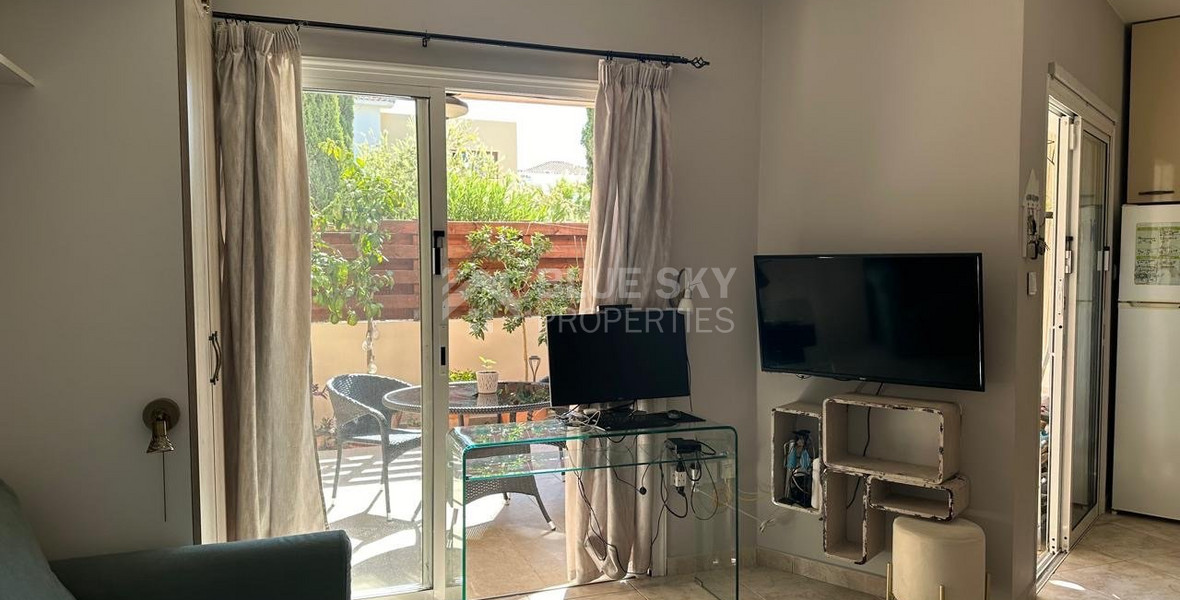 Ground Floor One Bedroom apartment in Universal , Paphos