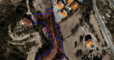 Residential land in Tsada