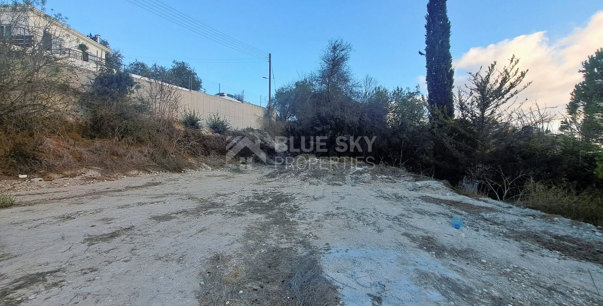 Residential land in Tsada