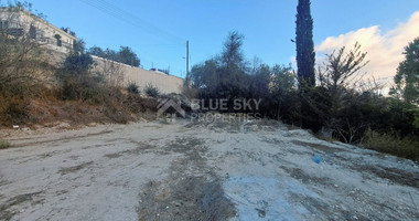 Residential land in Tsada