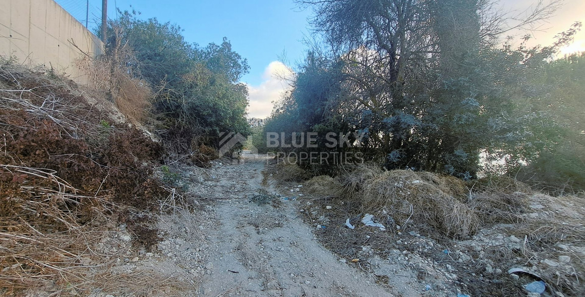 Residential land in Tsada