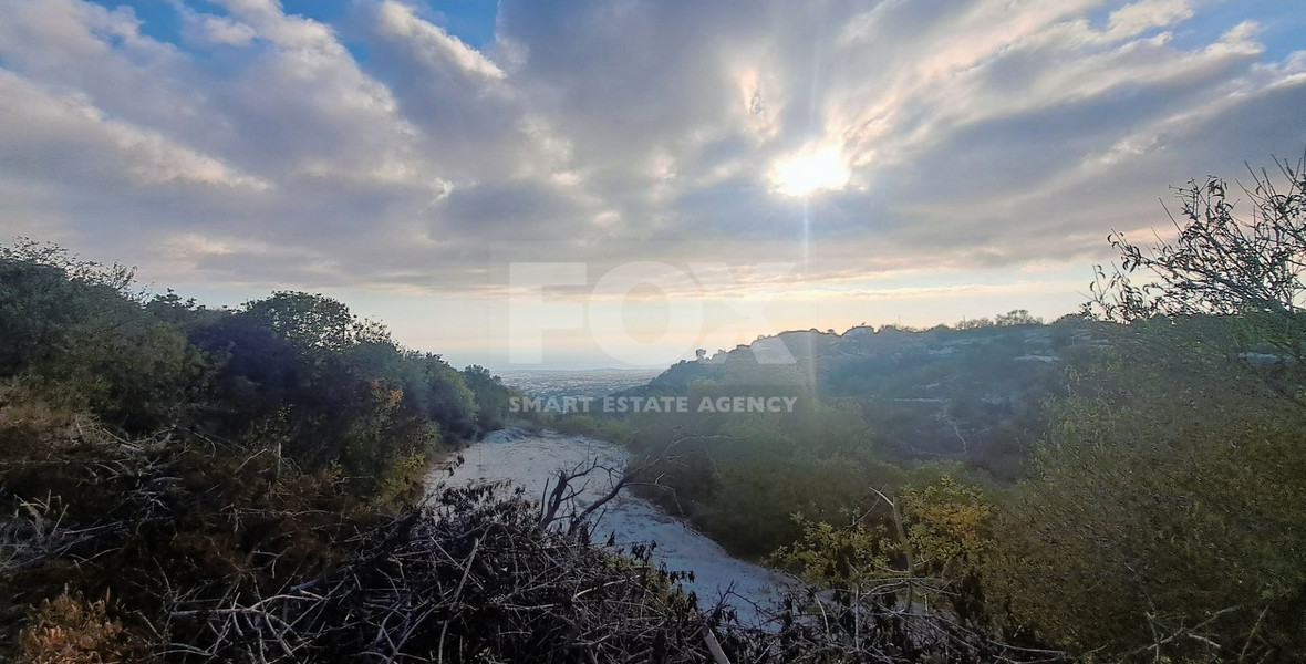 Residential land in Tsada