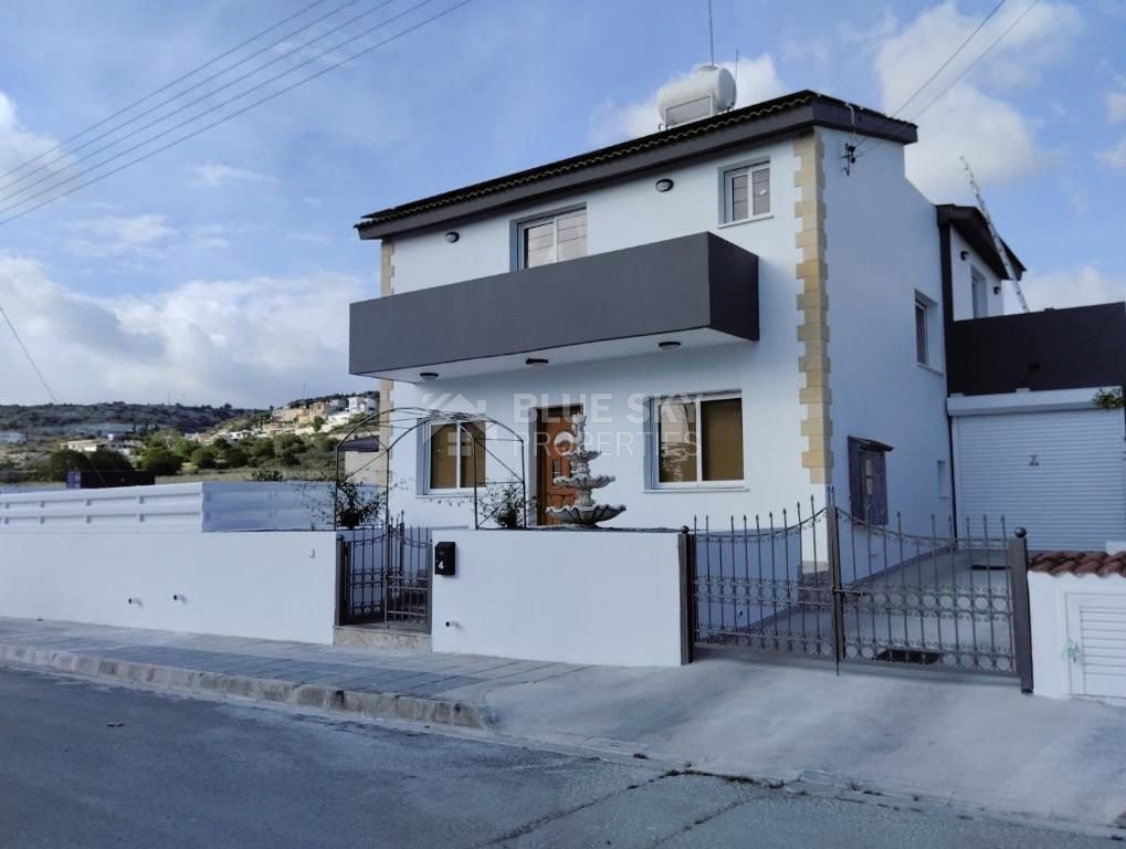 Three bedroom detached house in Geroskypou