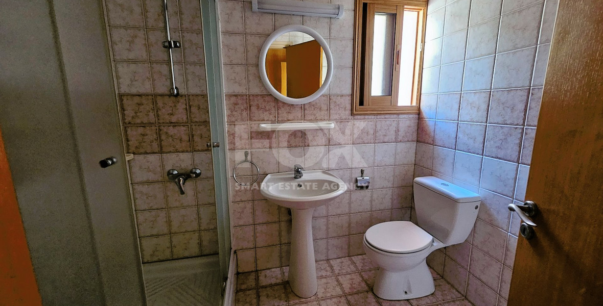 Unfurnished Small Two Bedroom Apartment With Electric Appliances In Kato Polemidia