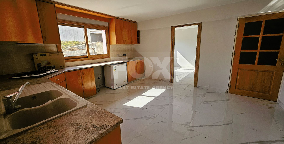 Unfurnished Small Two Bedroom Apartment With Electric Appliances In Kato Polemidia