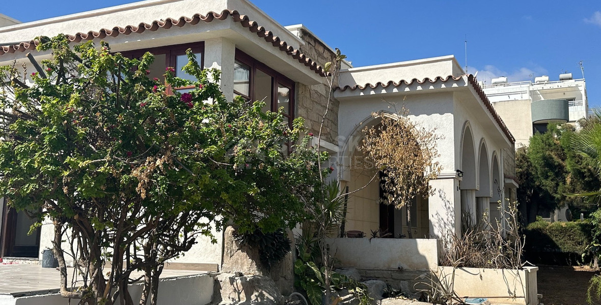 OUTSTANDING OFFICE BUILDING UNDER FULL RENOVATION IN CENTRAL LIMASSOL AGIA ZONI