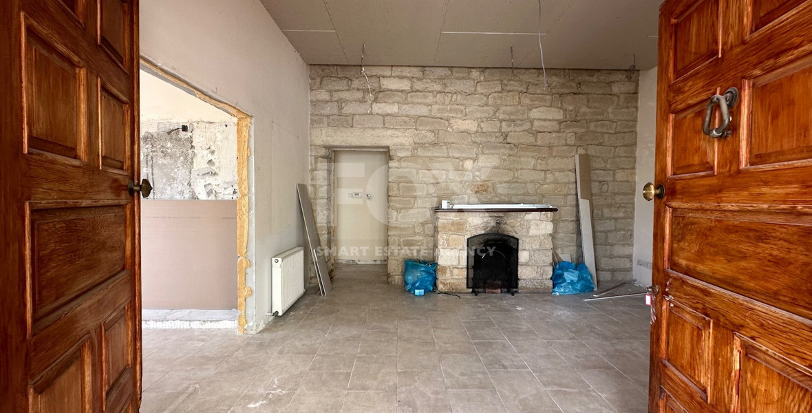 OUTSANDING OFFICE BUILDING UNDER FULL RENOVATION IN CENTRAL LIMASSOL AGIA ZONI