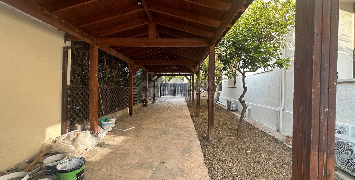 OUTSTANDING OFFICE BUILDING UNDER FULL RENOVATION IN CENTRAL LIMASSOL AGIA ZONI
