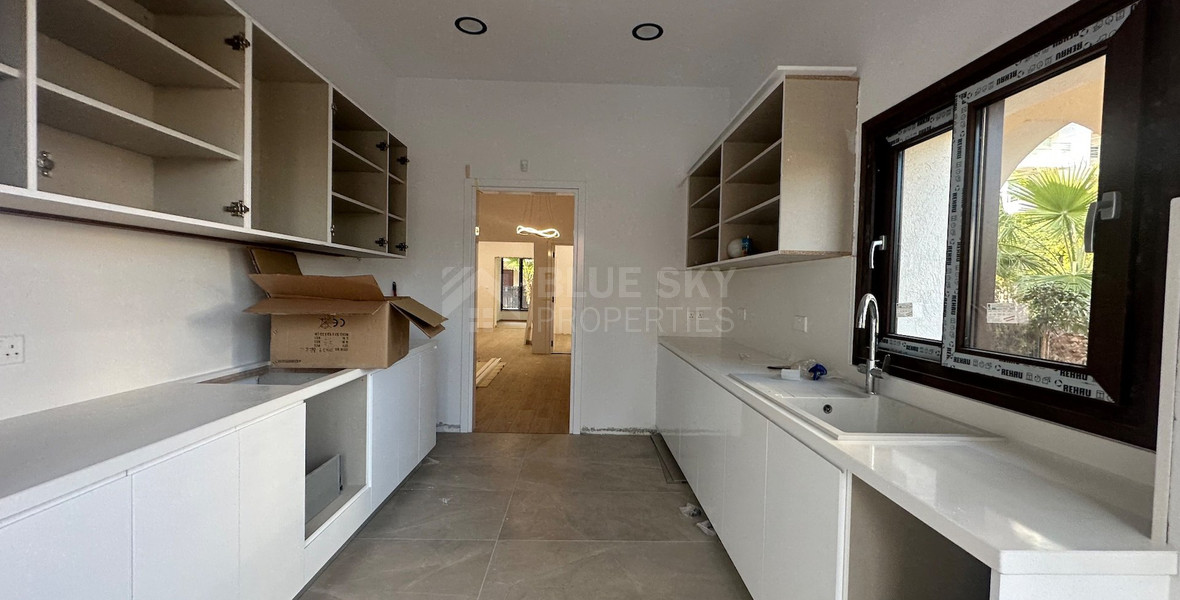 OUTSTANDING OFFICE BUILDING UNDER FULL RENOVATION IN CENTRAL LIMASSOL AGIA ZONI