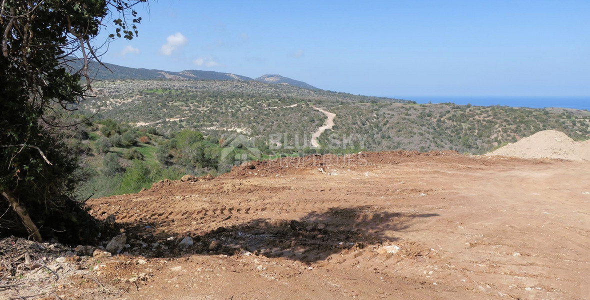 Land in Neo Chorio – Prime Location with Stunning Sea Views