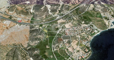 Agricultural Land for sale in Pentakomo