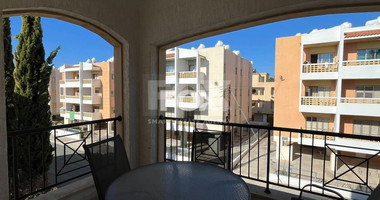 For Sale: Stylish 2-Bedroom Top-Floor Apartment in Universal Area, Kato Pafos